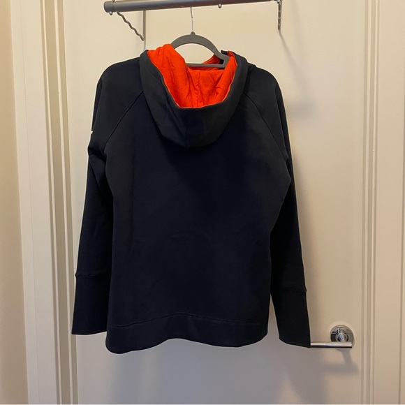 NWT! Nike Assymetrical (NFL Chicago Bears)
Women's Full-Zip Hoodie - Picture 4 of 8